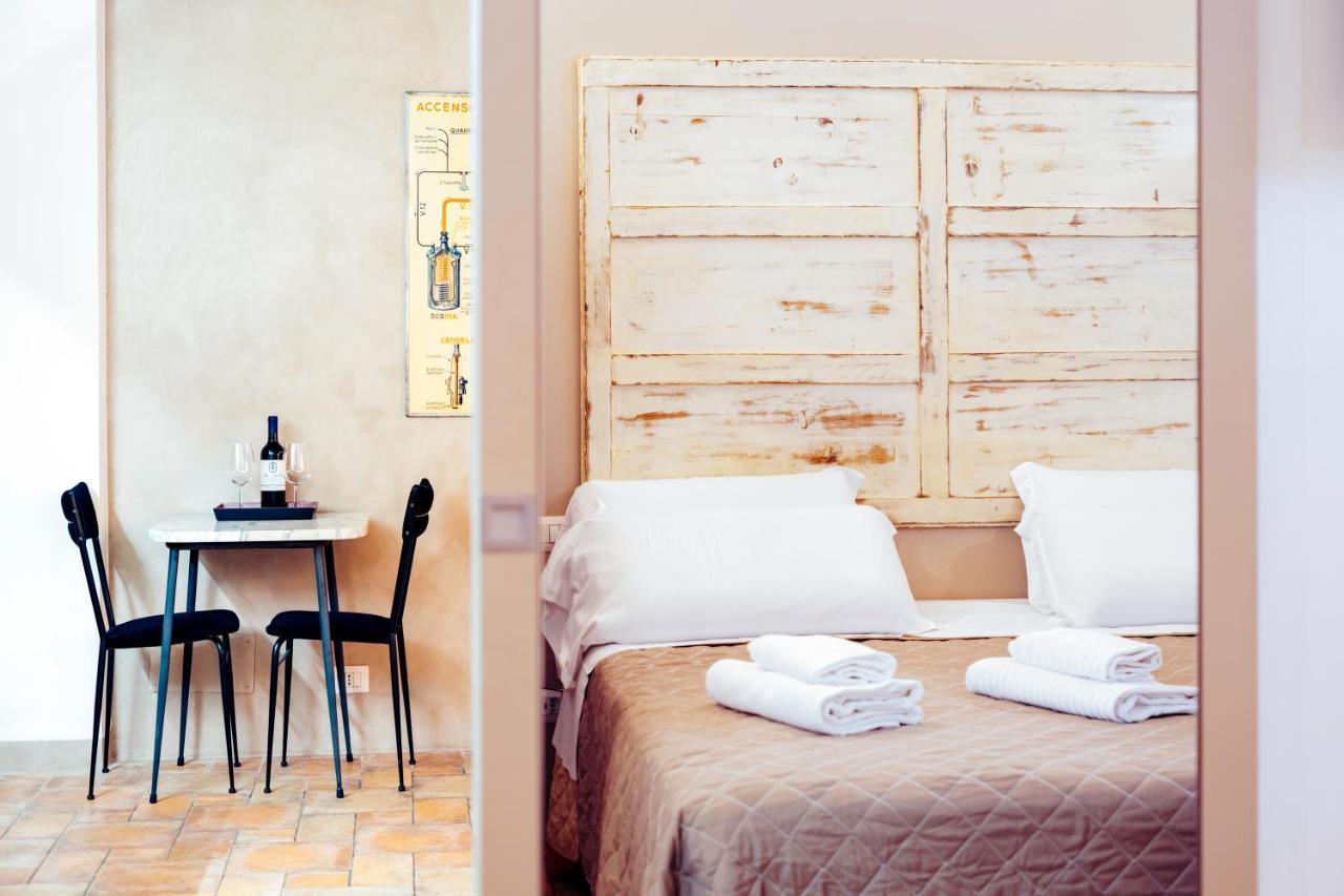 Restart Accommodations Rosa โรม ภายนอก รูปภาพ