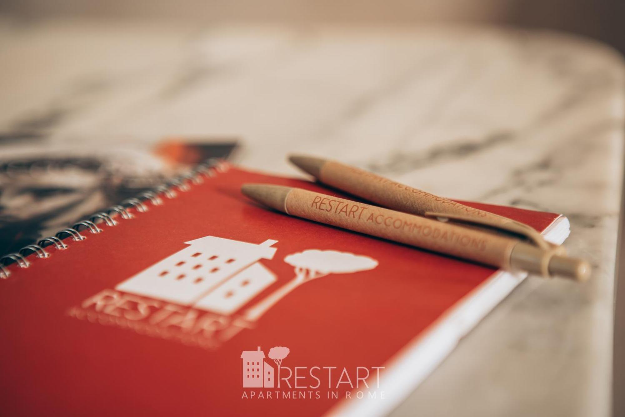 Restart Accommodations Rosa โรม ภายนอก รูปภาพ